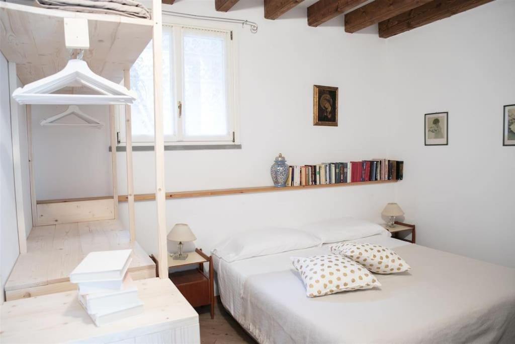 Iseolakerental - Casa Rododendro Sulzano Luaran gambar